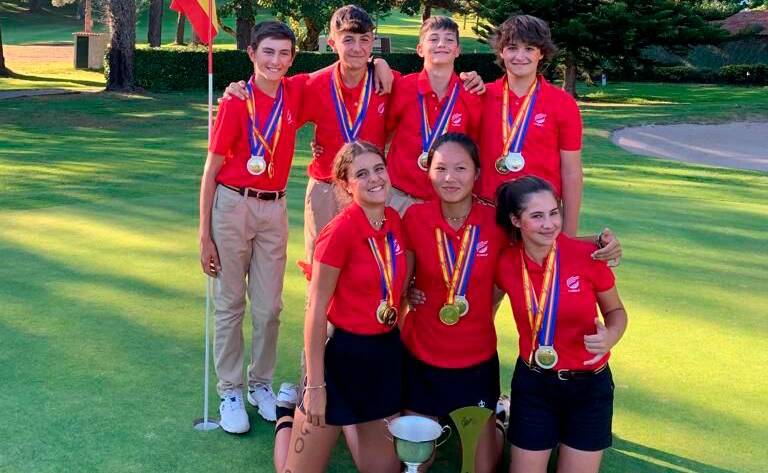 equipo de la Federació Catalana de Golf