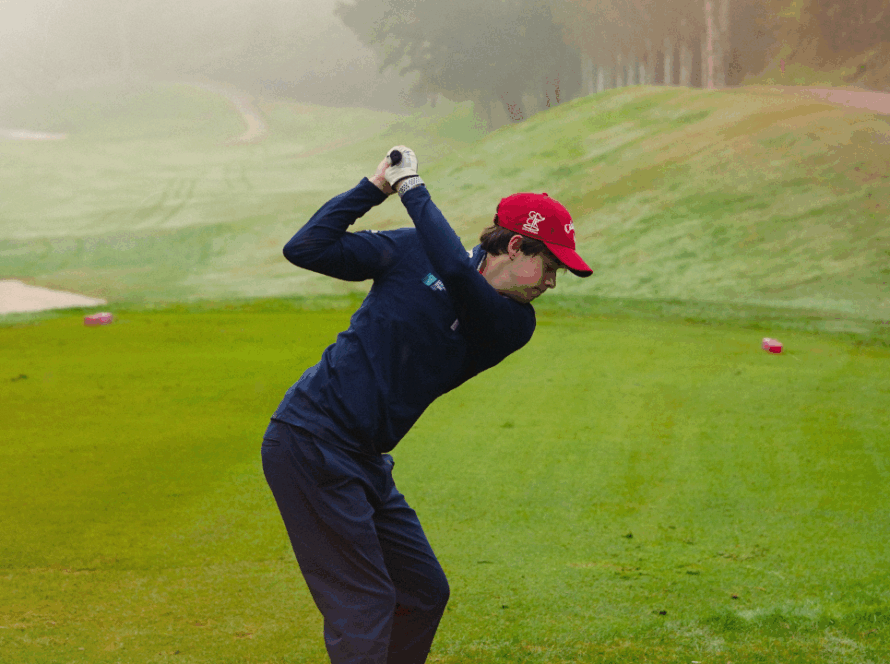 cuánto cuesta jugar al golf en españa